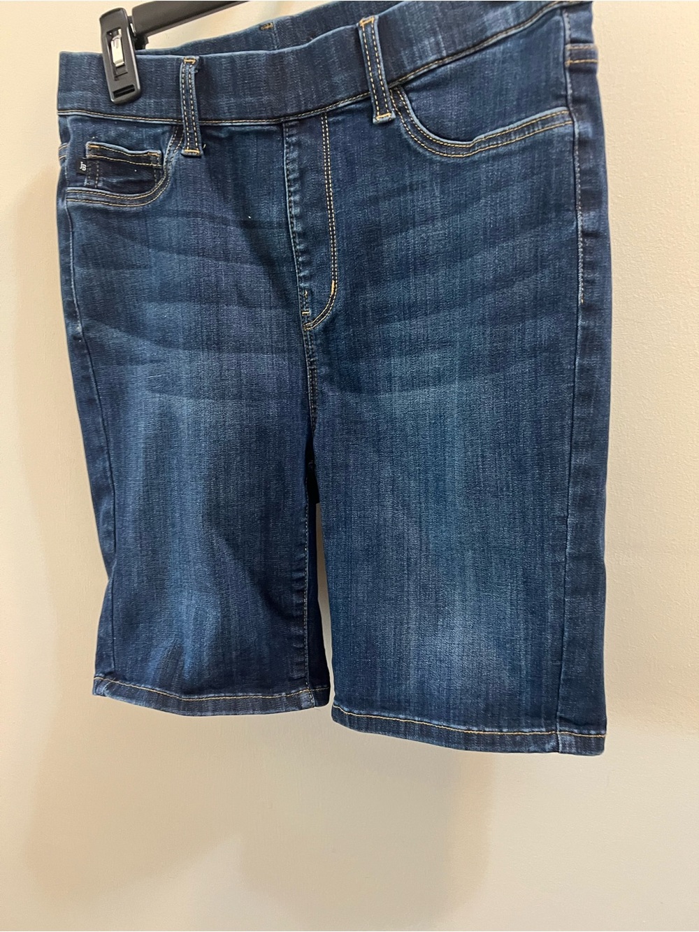 Judy Blue Women Bermuda Biker Denim Biker Shorts - pull on w/Stretch Size Large